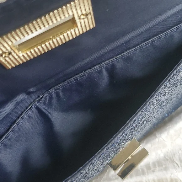 Estee Lauder glittery dark blue envelope clutch - Picture 6 of 6